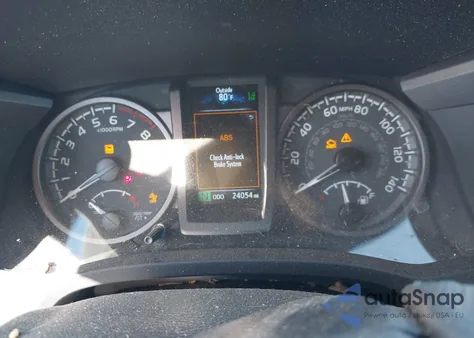 2022 Toyota Tacoma Trd Off Road из США, поврежденный, VIN 3TMCZ5AN6NM496341